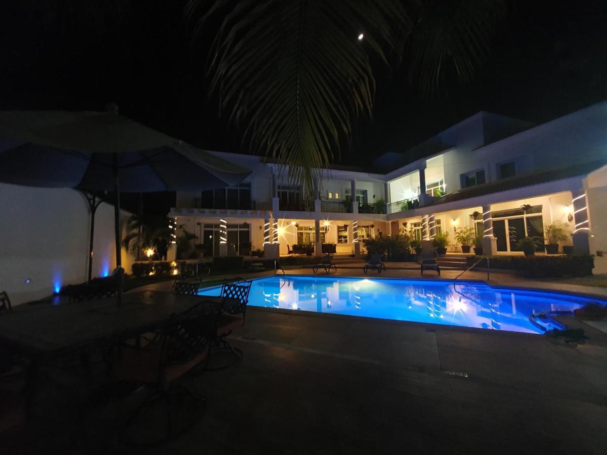 Villa Segovia Cozumel Exterior foto